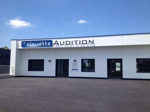 Audioprothésiste proposant la marque WIDEX : Alouette AUDITION Maud LEMONNIER MESMIN, 51 rue de Beaurepaire, 85500 LES HERBIERS