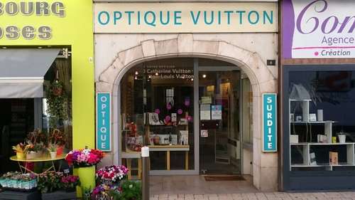Audioprothésiste proposant la marque WIDEX : OPTIQUE SURDITE VUITTON, 6 GRANDE RUE, 01140 THOISSEY