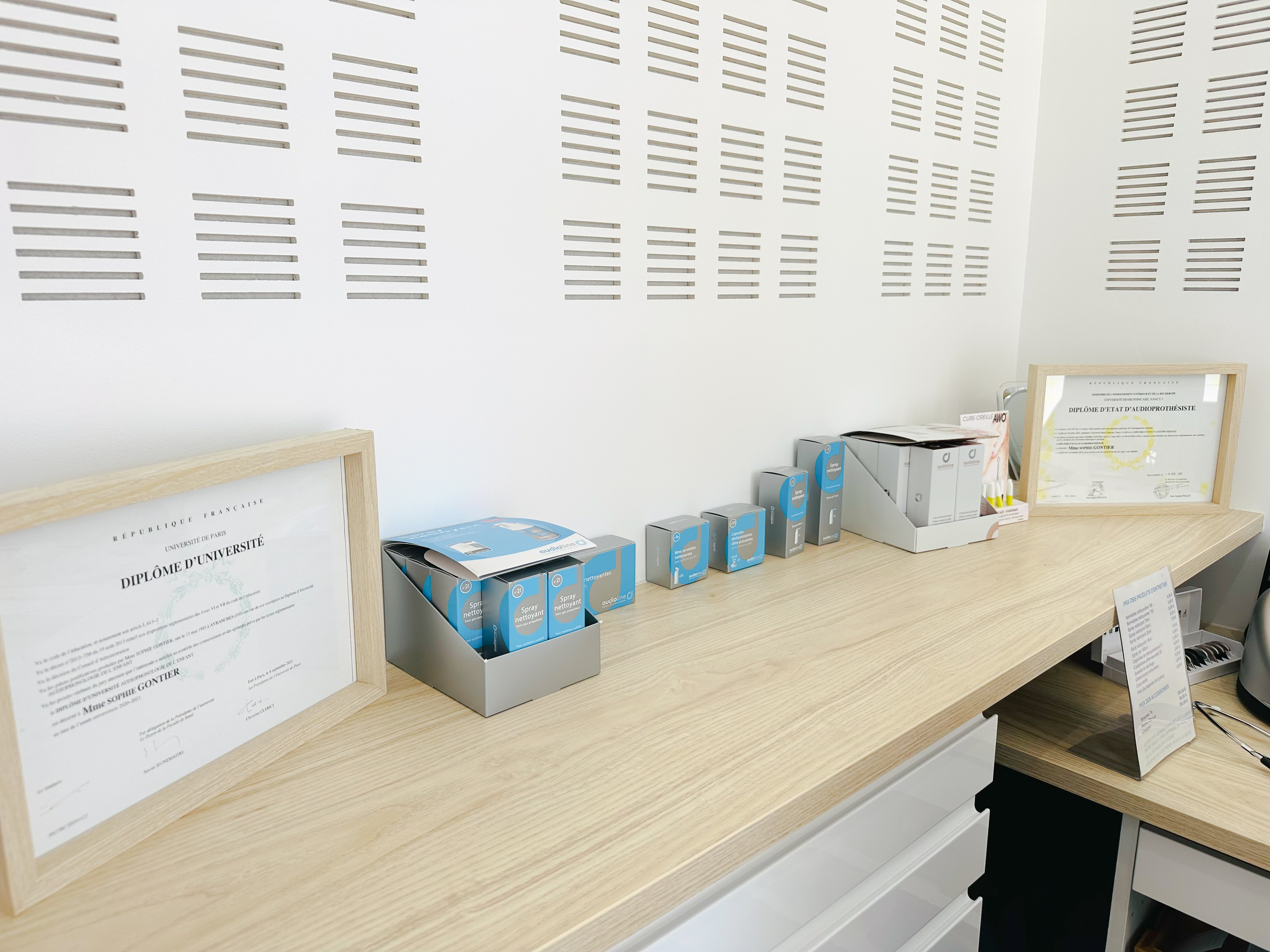 PRODUITS NETTOYANT